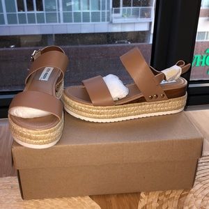 Steve Madden Cici nude/tan leather sandal